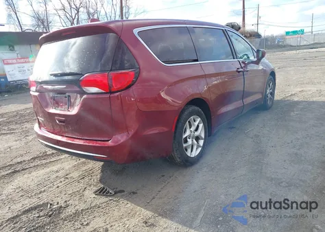 2020 Chrysler Pacifica Touring z USA, uszkodzony, nr VIN 2C4RC1FG9LR141944